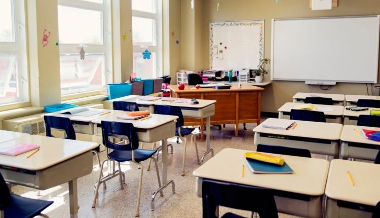 Delhi Government asks CBSE to Postpone Exams